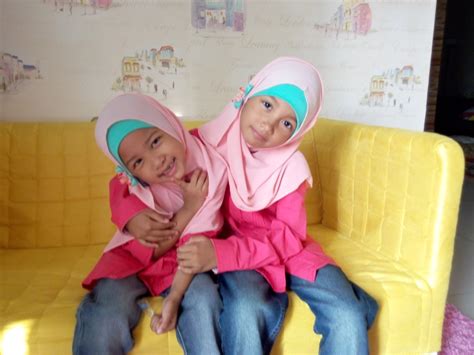 Bila patut mula berus gigi bayi? Tips penjagaan gusi dan gigi bayi dan kanak-kanak berumur ...