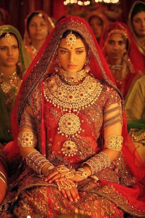 The Stunning Aishwarya Rai In Jodha Akbar Bollywood Bridal Beautiful Indian Brides Indian