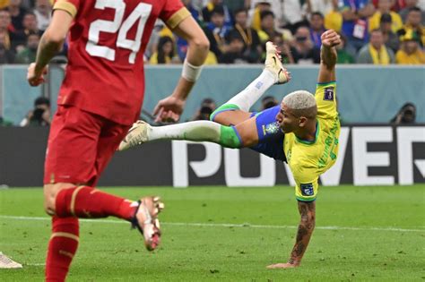 world cup richarlison turns on style as silky brazil sees off serbia inquirer sports