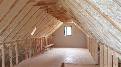 As spray foam insulation experts for over 40 years, we have the answers to many frequently asked questions. Attic Insulation Experts - Spray Foam Services