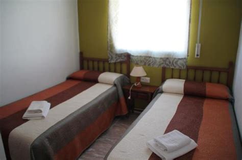 Apartamentos y habitaciones en primera linea de playa. Apartamentos Miramar (Bolonia) desde 72€ - Rumbo