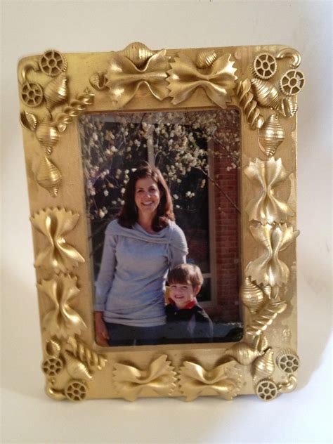 These beautiful frames make a perfect gift for mothers day. Handmade Mothers Day Gifts or DIY Earth Day Craft -Noodle ...