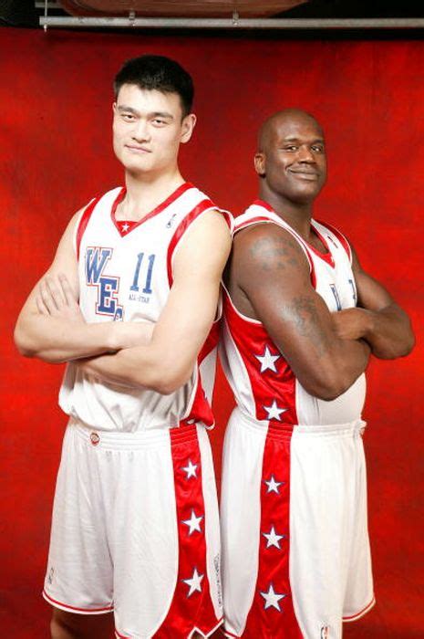 It was great to see u again @alleniverson @shaq & @sherylswoopes. 46 Pictures Of Yao Ming Next To Regular Humans Shows Just ...
