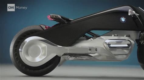 How the balancing technology works? BMW's self balancing motorcycle of tomorrow - YouTube