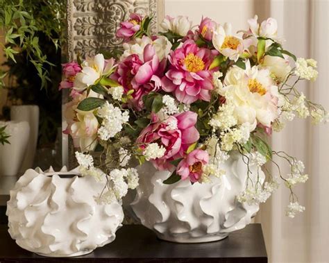Consegna fiori bianchi a domicilio: Composizioni floreali artificiali - Composizioni di fiori ...