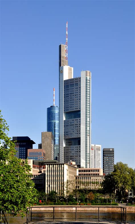 Filefrankfurt Commerzbank Vom Schaumainkai Wikimedia Commons