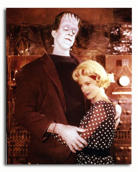 Ss3373994 Movie Picture Of The Munsters Buy Celebrity Photos And