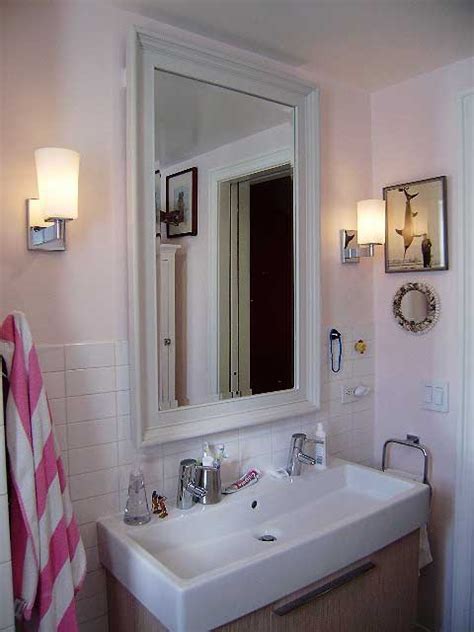 We have a small house and only a 60″ counter top but i love the double sinks! double sink bathroom ideas