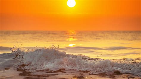 Ocean Waves In Orange Yellow Sky Background During Sunrise K Hd Ocean Wallpapers Hd