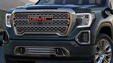 2019 Chevrolet Silverado Vs Gmc Sierra Sibling Differences Compared