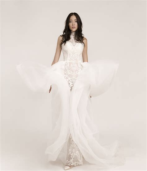 Examples of translating «einkaufspreis» in context Brautkleider Marken, Hochzeitskleider Marken | Brautmode ...