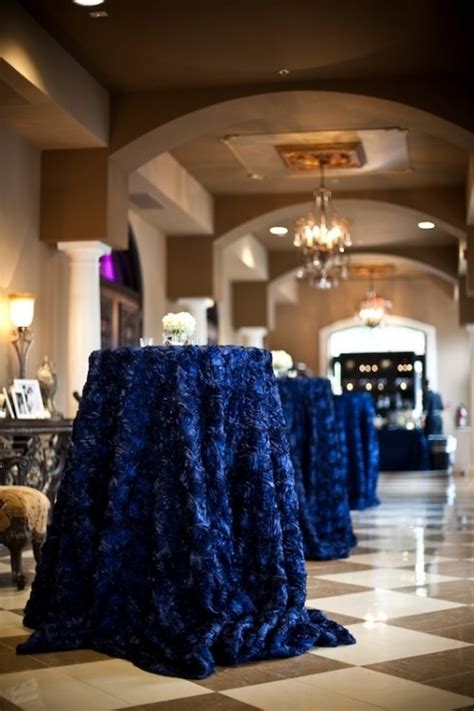 35 Stunning Midnight Blue Color Wedding Ideas - Perfect For Fall And