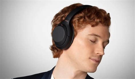 How To Wear Headphones Correctly For Optimum Comfort And Function Kembeo