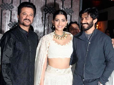 Anil Kapoor With His Daughter Sonam Kapoor And Son Harshvardhan Kapoor During Diwali