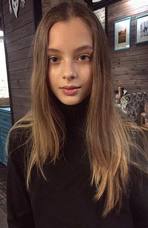 Pin By Pety On Polina Karpenko Hair Styles Beauty Beauty Face