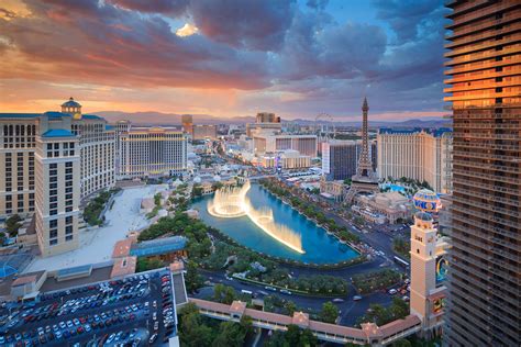 8 Best Places to Watch the Sunset in Las Vegas