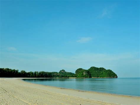Bathrooms include showers and complimentary toiletries. Tanjung Rhu Resort in Langkawi - Room Deals, Photos & Reviews