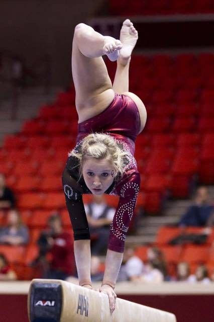 Megan Ferguson Usa Artistic Gymnastics Hd Photos Female Gymnast Gymnastics Poses Sexy