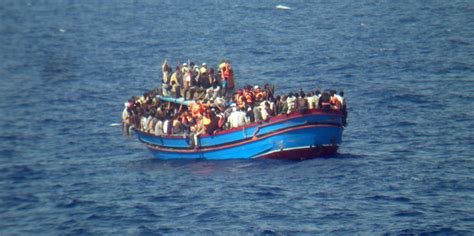 Flüchtlingsdrama vor Malta: Bis zu 500 Tote nach ...