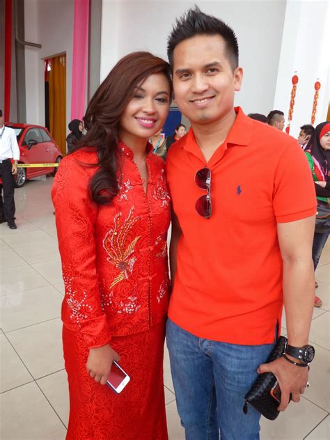 The daughter of tan sri vincent tan recently took to. Kee Hua Chee Live!: DATUK WIRA SM FAISAL TANS RI SM ...