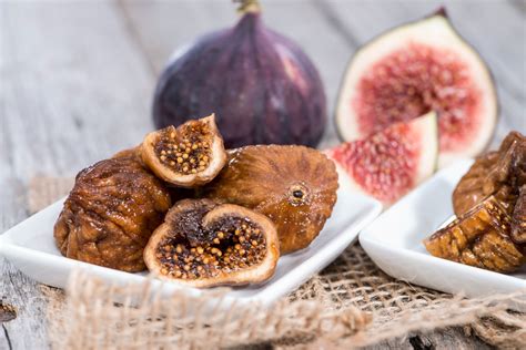 How To Eat Figs Fresh Dried Or Green Fine Dining Lovers