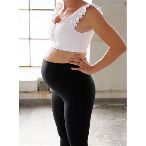 Tight Yoga Pants During Pregnancy