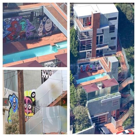 Just as we suspected, chris brown is the artist behind the weird graffiti murals in front of his hollywood hills home. Aerial view of Chris Brown's house from the stalkers at x17. via ‏MunyLovesCB | Chris brown ...