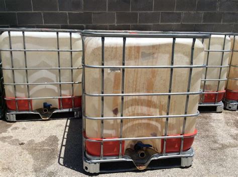 We carry not only new totes but completely reconditioned totes as well. 275 Gallon Recycled IBC Tote for Used Oil Storage, DIY ...