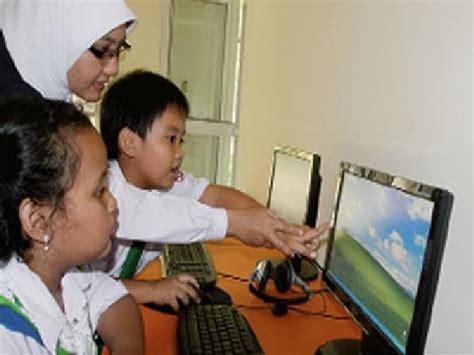 Pendidikan Komputer Untuk Anak Perkenalkan Komputer Pada Anak Sejak Dini