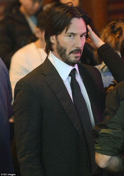 People keep asking if i'm back. Don't mess with Keanu Reeves after John Wick 2's firearm ...