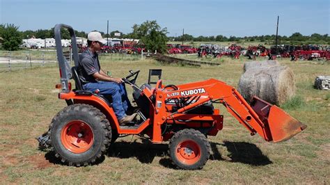 Demo Video Of Kubota B7500 Tractor With Loader Hydrostatic