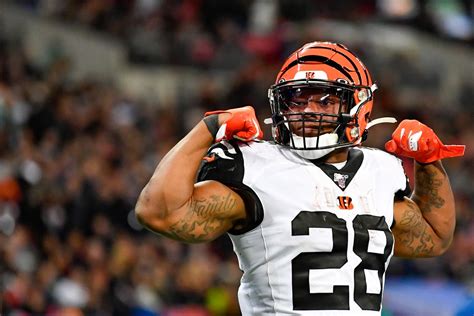 The helmet has stayed the same since then and now the team is centering their new uniform design around that classic helmet design. Fantasy football start/sit advice, Week 11: What to do ...