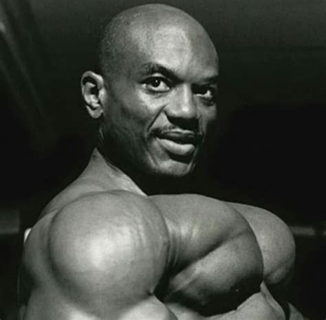 Sergio Oliva Complete Profile Height Weight Biography Fitness Volt