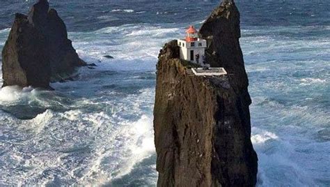 Þrídrangar Westman Islands The Þrídrangar Lighthouse Off Icelands
