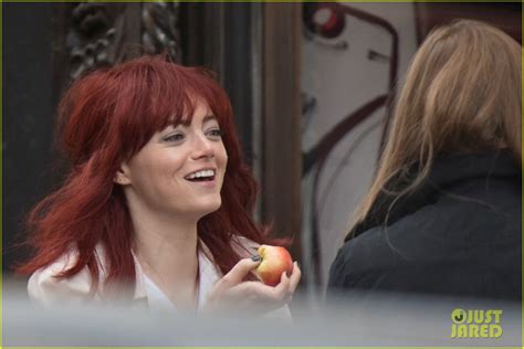 Los angeles, el capitan, may , 18, 2021cruella is an american detective comedy based on the cult character of cruella de vil, introduced in dodie smith's. Emma Stone aparece ruiva gravando "Cruella" em Londres ...