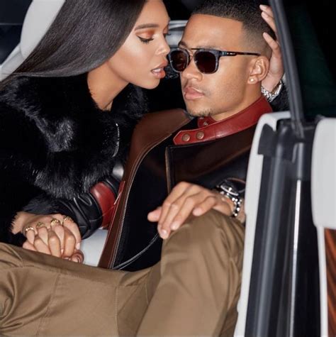 Diaporama Qui est la douce de Memphis Depay, la nouvelle attraction de