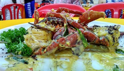 When we arrived, it was already about 8pm and we managed to get seats within 10 minutes. Fei Fei Crab Restaurant Serves Delicious Oreo Cheese Crabs