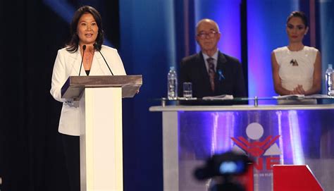 Se realizó el debate presidencial entre ollanta humala tasso y keiko fujimori higuchi en las instalaciones del hotel marriot de lima, promovido por el debate presidencial entre keiko y ollanta. Elecciones 2016: las imágenes que nos dejó el debate ...