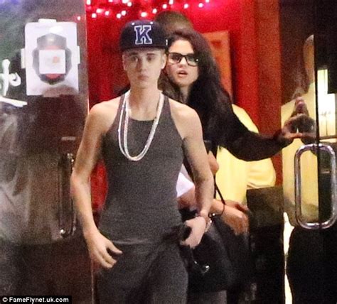 Justin Bieber And Selena Gomezs Reconciliation Dinner Ends With An
