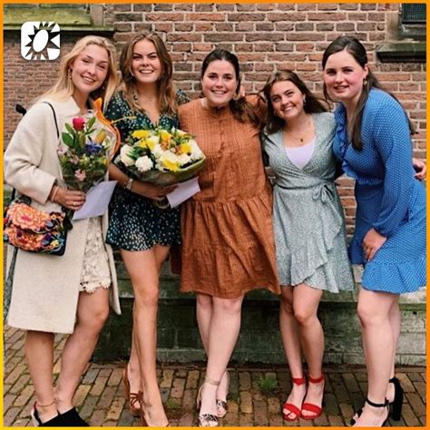 Eloise van oranje draagt verschillende kledingmerken. Eloise Van Oranje : Eloise Van Oranje Slaat Terug Na ...