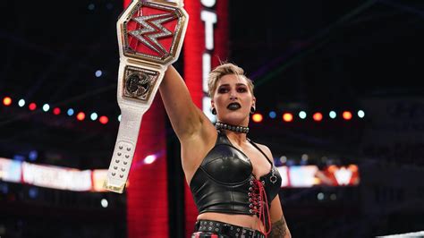 Rhea Ripley Def Asuka To Capture The Raw Womens Championship Wwe
