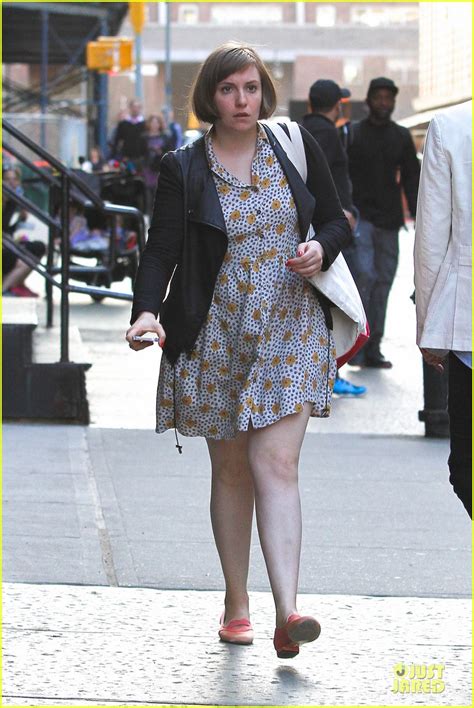 Lena Dunham Meets Up With Taylor Swift At Her Nyc Apartment Photo 3092449 Photos Just