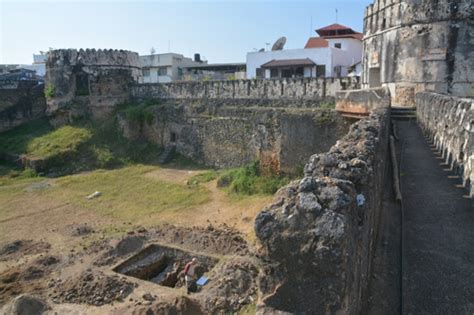 Excavations Uncover Zanzibars Colonial History Archaeology Magazine