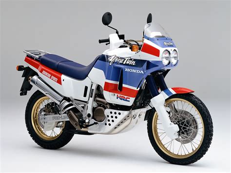 Honda crf1000l africa twin motosiklet fiyatları, i̇kinci el ve sıfır. Honda Africa Twin - Alles über die legendäre Wüsten-Enduro