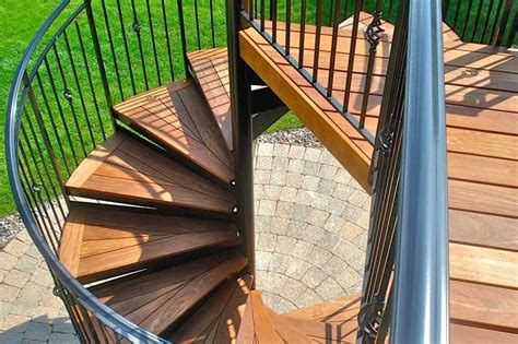 Combination Wood And Iron Spiral Staircase Case Spiral Staircase