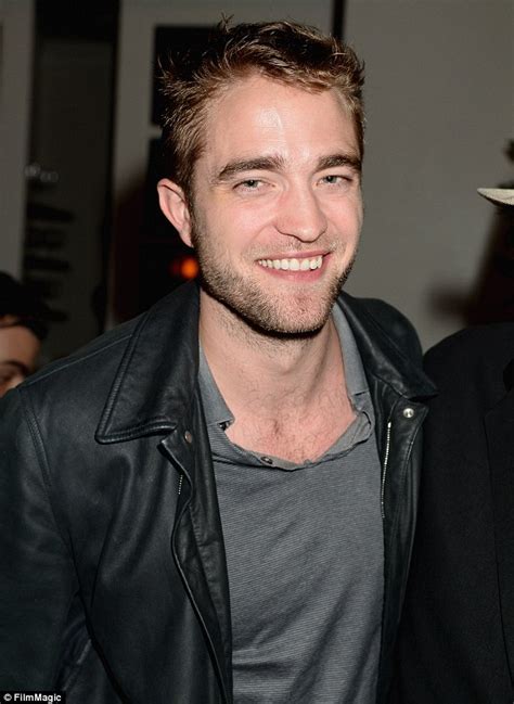 Robert Pattinson Ditches The Scruffy Beard For Some Sexy Stubble As He Smartens Up For Movie