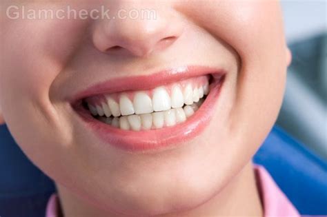 Foods That Keep Teeth Pearly White