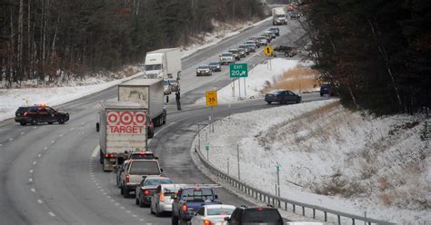 All Lanes Reopen Following Northway Crash Between Exits 20 And 21