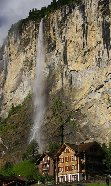 Staubbach Falls Switzerland Waterfall Beautiful Places Wonders Of
