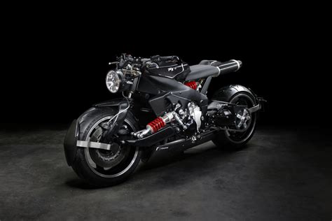 Tyson timperley of speedconcepts however seems to have a completely different point of view. Yamaha YZF-R1 cafe racer by Lazareth